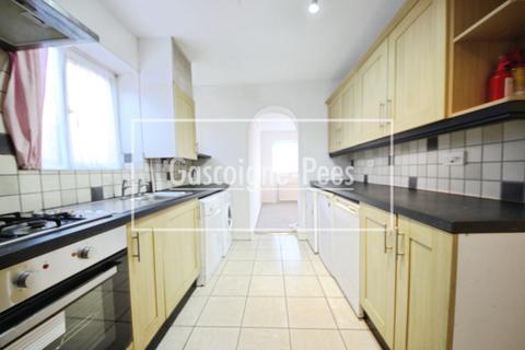 3 bedroom house to rent, Rowden Road, Epsom, KT19