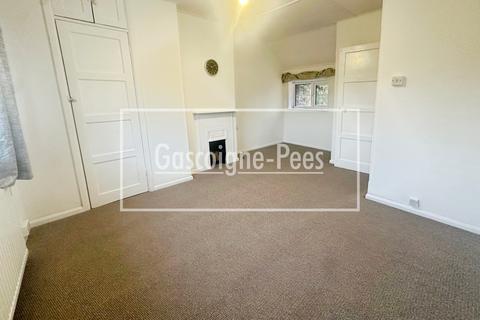 3 bedroom house to rent, Rowden Road, Epsom, KT19