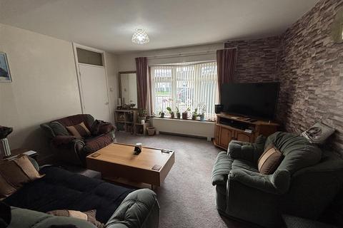 3 bedroom semi-detached house for sale, Lamen Road, New Parks, Leicester
