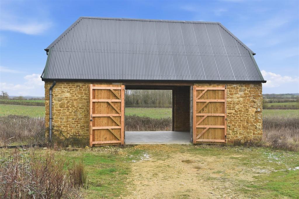 Railway Barn 2136 014.jpg