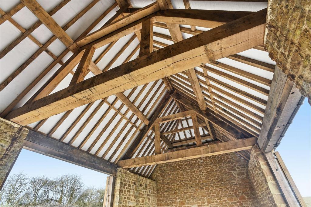 Railway Barn 2136 012.jpg