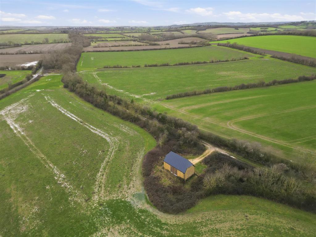 Railway Barn 2136 003.jpg