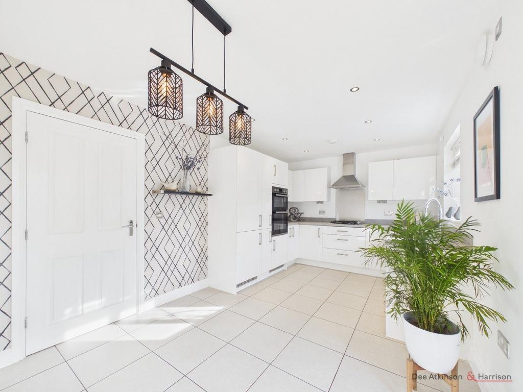 Open Plan Kitchen/Dining Area