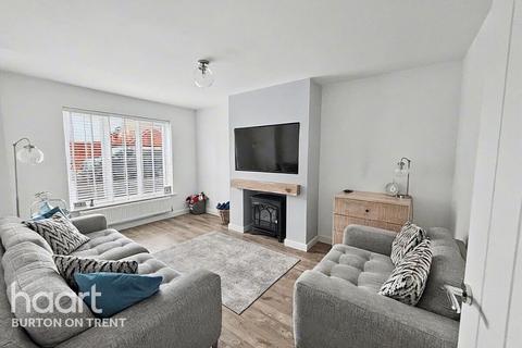 3 bedroom detached house for sale, Oakamoor Street, Burton-On-Trent