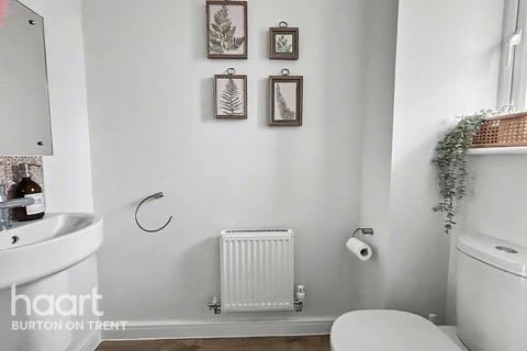 3 bedroom detached house for sale, Oakamoor Street, Burton-On-Trent