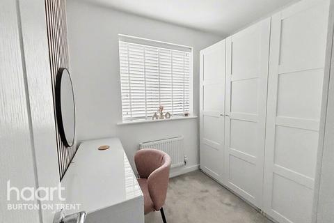 3 bedroom detached house for sale, Oakamoor Street, Burton-On-Trent