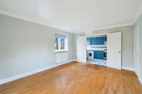 2 bedroom apartment for sale, Corner Farm Close, Tadworth