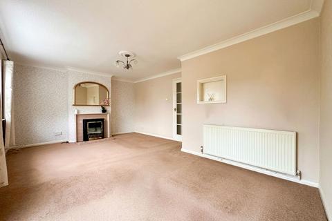 2 bedroom bungalow for sale, Outwood Common Road, Billericay CM11