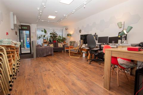 2 bedroom property for sale, Orchard Street, Somerset BS23