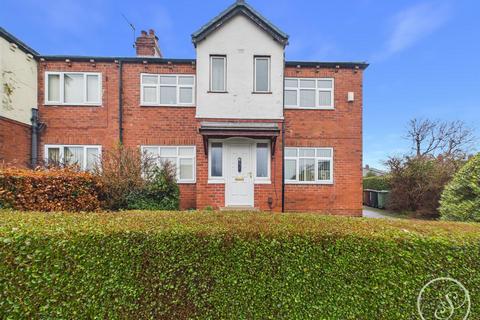 3 bedroom semi-detached house for sale, Howard Avenue, Leeds