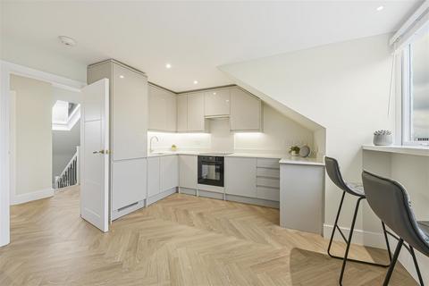 1 bedroom apartment for sale, 39 Ainger Road, London NW3