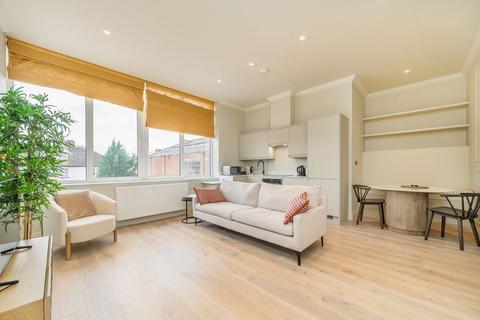 undefined, Heath Road, TWICKENHAM TW1