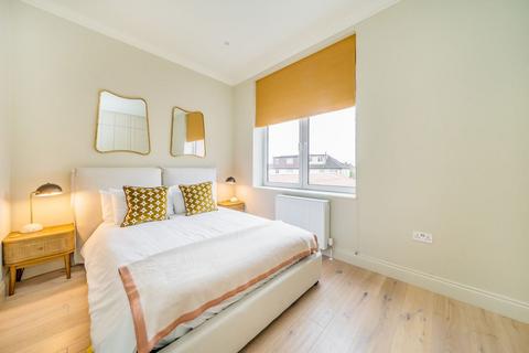 undefined, Heath Road, TWICKENHAM TW1