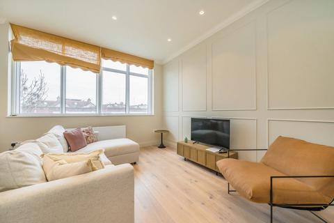 undefined, Heath Road, TWICKENHAM TW1