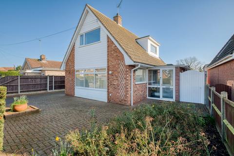 3 bedroom detached bungalow for sale, Worcester Close, Ormesby