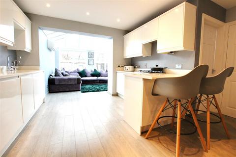 4 bedroom end of terrace house for sale, Sandringham Road, Brough, East Yorkshire HU15