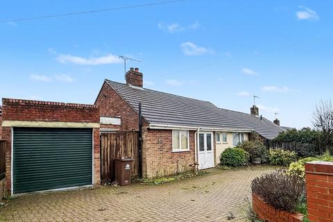 2 bedroom bungalow for sale, Dales Road, Ipswich IP1