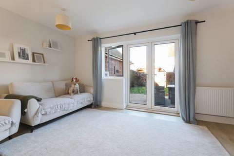 3 bedroom semi-detached house for sale, Moy Green Drive, Horley, Surrey, RH6