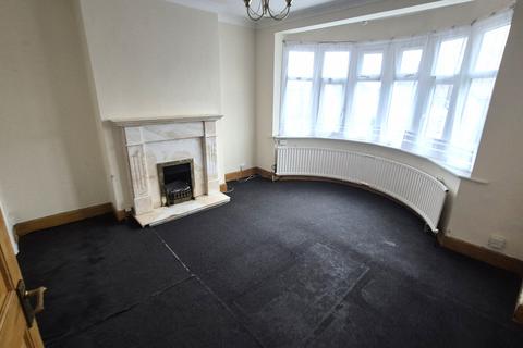 3 bedroom semi-detached house for sale, Hay Lane, Kingsbury
