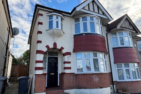 3 bedroom semi-detached house for sale, Hay Lane, Kingsbury
