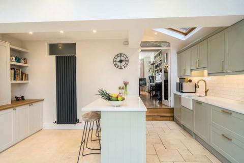 4 bedroom house for sale, Kellett Road, London SW2