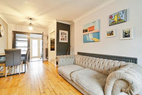 3 bedroom semi-detached house for sale, Linton Crescent, Leeds
