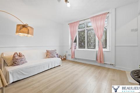 2 bedroom terraced house for sale, Chigwell IG7