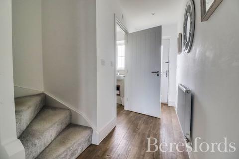 3 bedroom semi-detached house for sale, Phoenix Road, Braintree, CM7