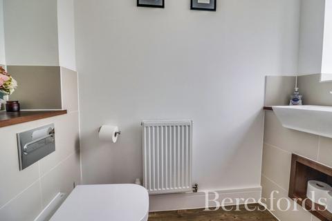 3 bedroom semi-detached house for sale, Phoenix Road, Braintree, CM7