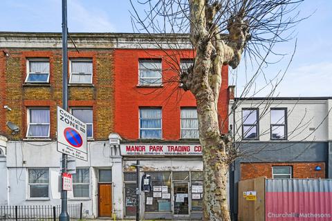4 bedroom flat for sale, Manor Park Road, London, NW10 4