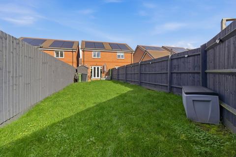 2 bedroom semi-detached house for sale, Mercer Avenue, Worcester WR5
