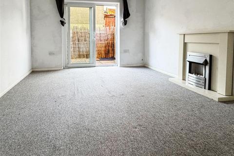 2 bedroom terraced house for sale, River Road, Littlehampton BN17