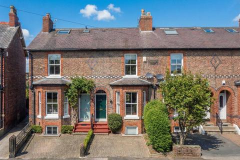 4 bedroom terraced house for sale, Stockport Road, Timperley, Altrincham