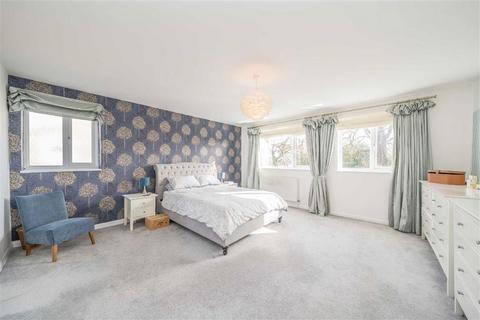 undefined, The Worple, Staines-Upon-Thames TW19