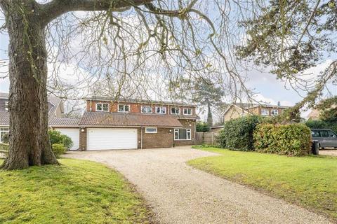 undefined, The Worple, Staines-Upon-Thames TW19