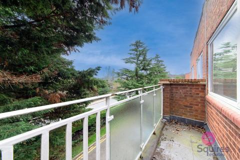 2 bedroom flat for sale, Hendon Lane, Laburnum Lodge, N3