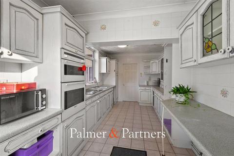 3 bedroom semi-detached house for sale, Ipswich Road, Colchester, Essex, CO4