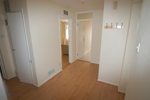 2 bedroom flat for sale, Elton Close, Hampton Wick KT1
