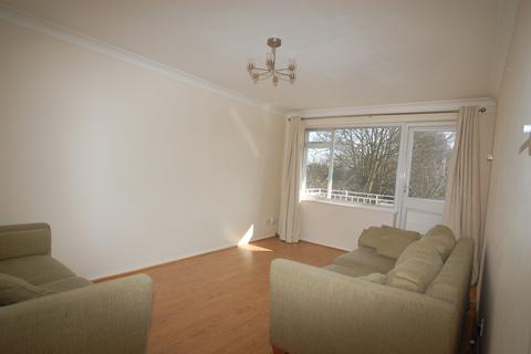 2 bedroom flat for sale, Elton Close, Hampton Wick KT1