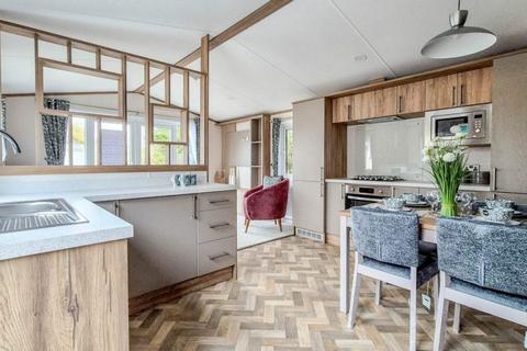 2 bedroom park home for sale, Polperro Holiday Park