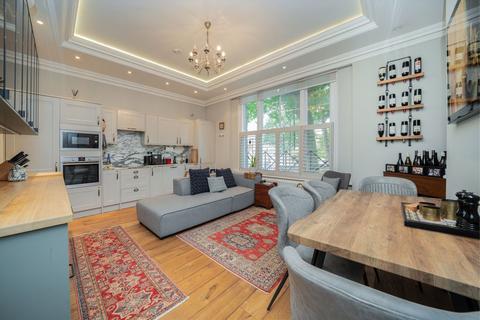 2 bedroom flat for sale, Ladbroke Grove, London W10