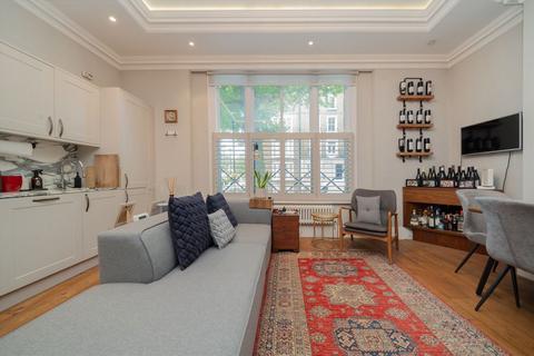 2 bedroom flat for sale, Ladbroke Grove, London W10