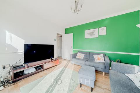 2 bedroom flat for sale, Acer Grove, Woodlands Acer Grove, IP8