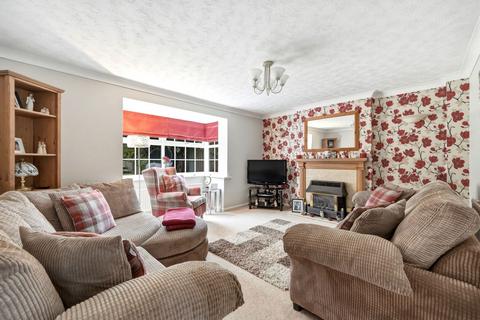 4 bedroom detached house for sale, Brier Hill View, Bradley, HD2