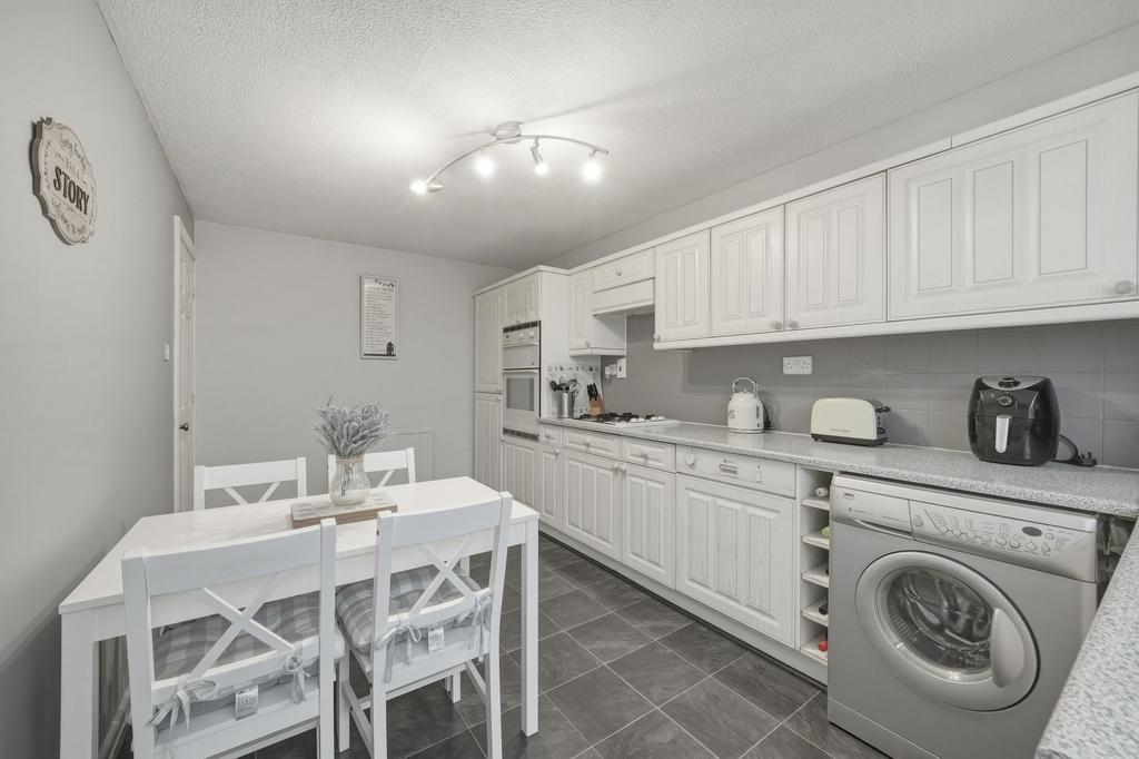 Dining kitchen