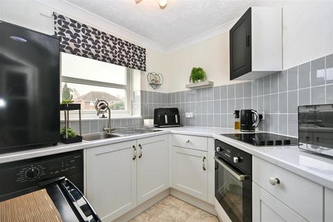 1 bedroom retirement property for sale, Granville Road, Eastbourne