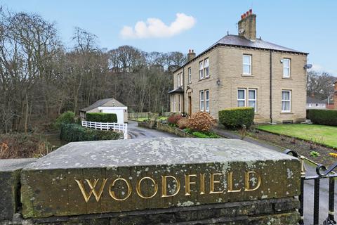 4 bedroom detached house for sale, Waterloo Road, Huddersfield, HD5 0AF