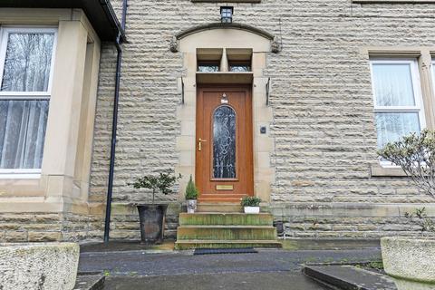 4 bedroom detached house for sale, Waterloo Road, Huddersfield, HD5 0AF
