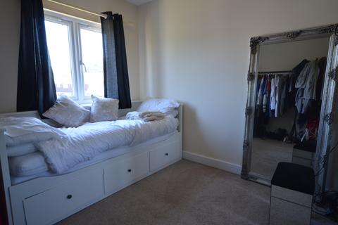 undefined, Queens Court, Gillingham, ME8