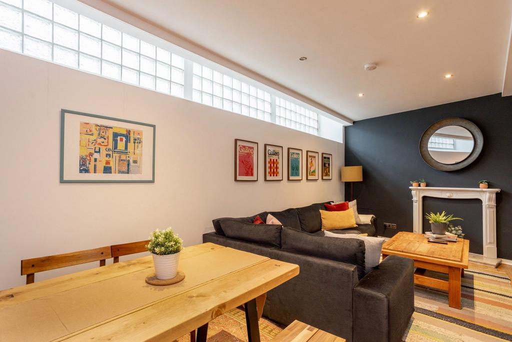 House in York, Scarcroft, Bishophill - View 5
